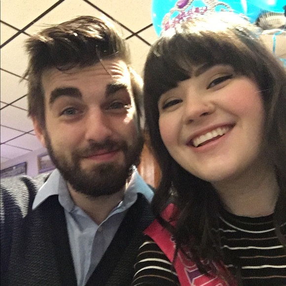 Meet your Posher, Rayanne! - Picture 2 of 3